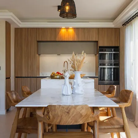 Villa La Belle De J Et J